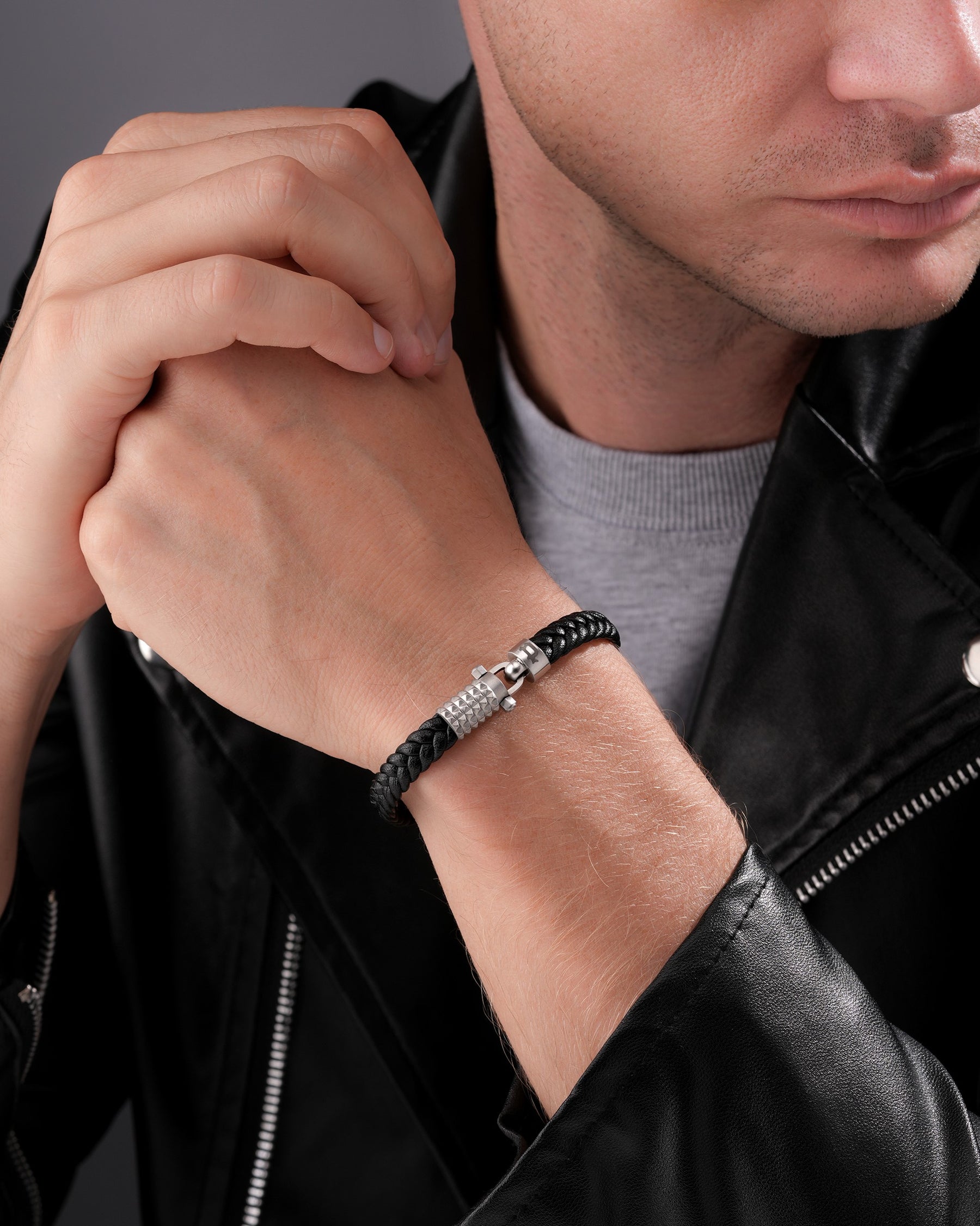 POLICE WRATH BLACK LEATHER MAGNETIC BRACELET FOR MEN - PEAGB0036601